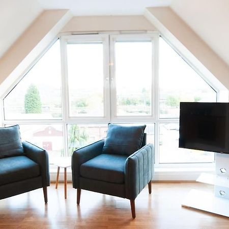 *New* 2-Bed Modern Apartment Burton-upon-Trent Exterior foto