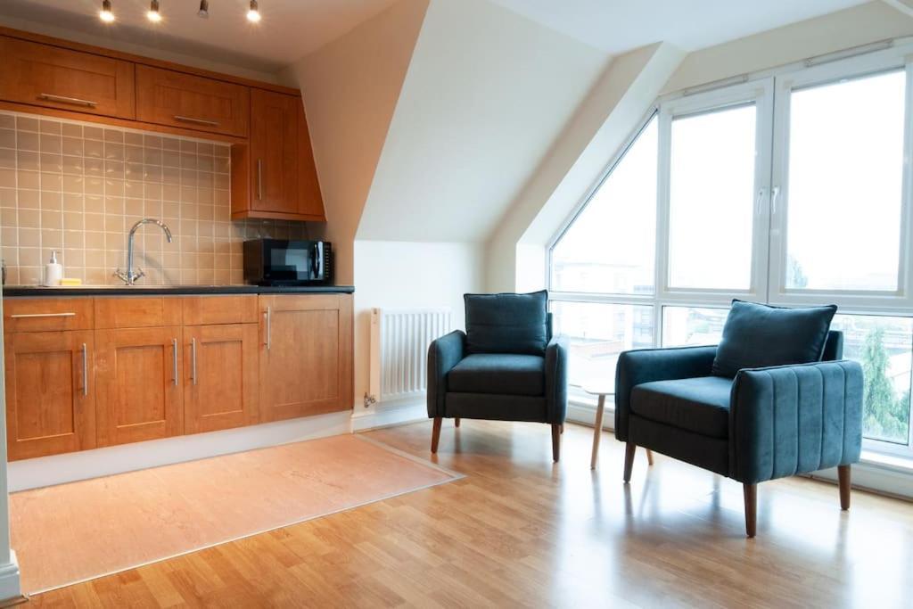 *New* 2-Bed Modern Apartment Burton-upon-Trent Exterior foto