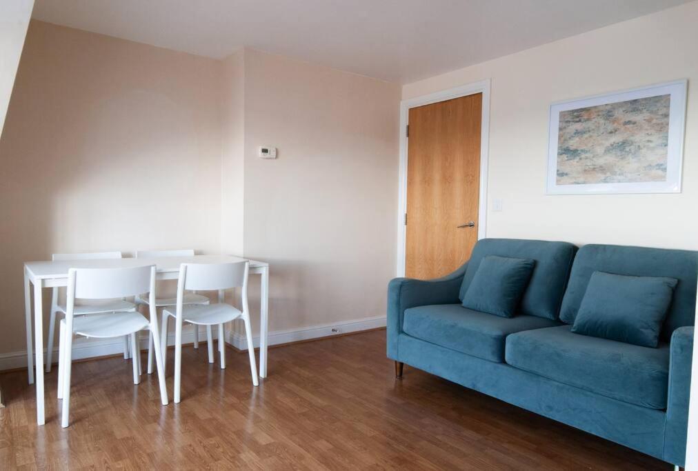 *New* 2-Bed Modern Apartment Burton-upon-Trent Exterior foto